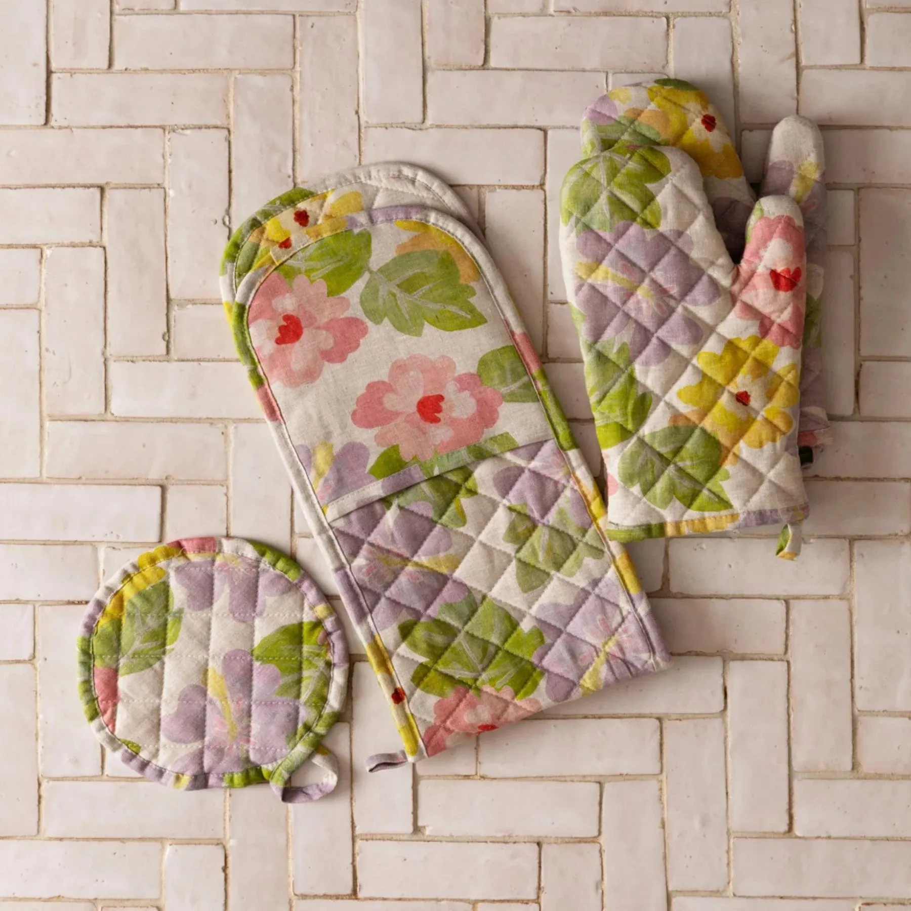 Bonnie & Neil Oven Glove - Mini Moana Floral Multi