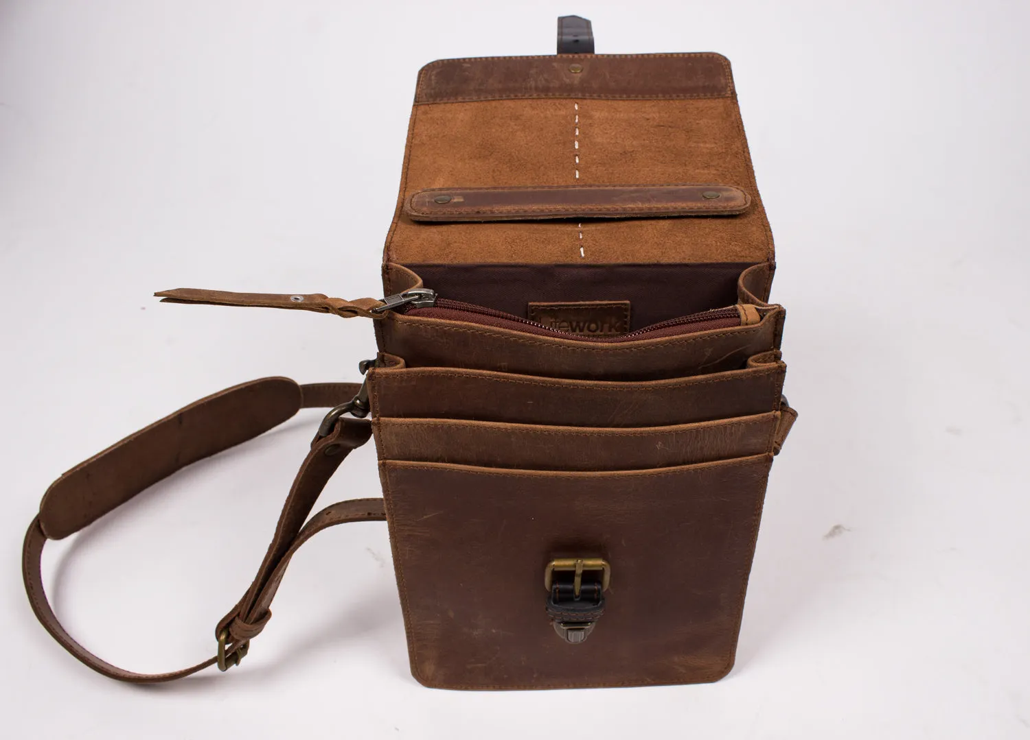 Distressed Leather Travel Messenger