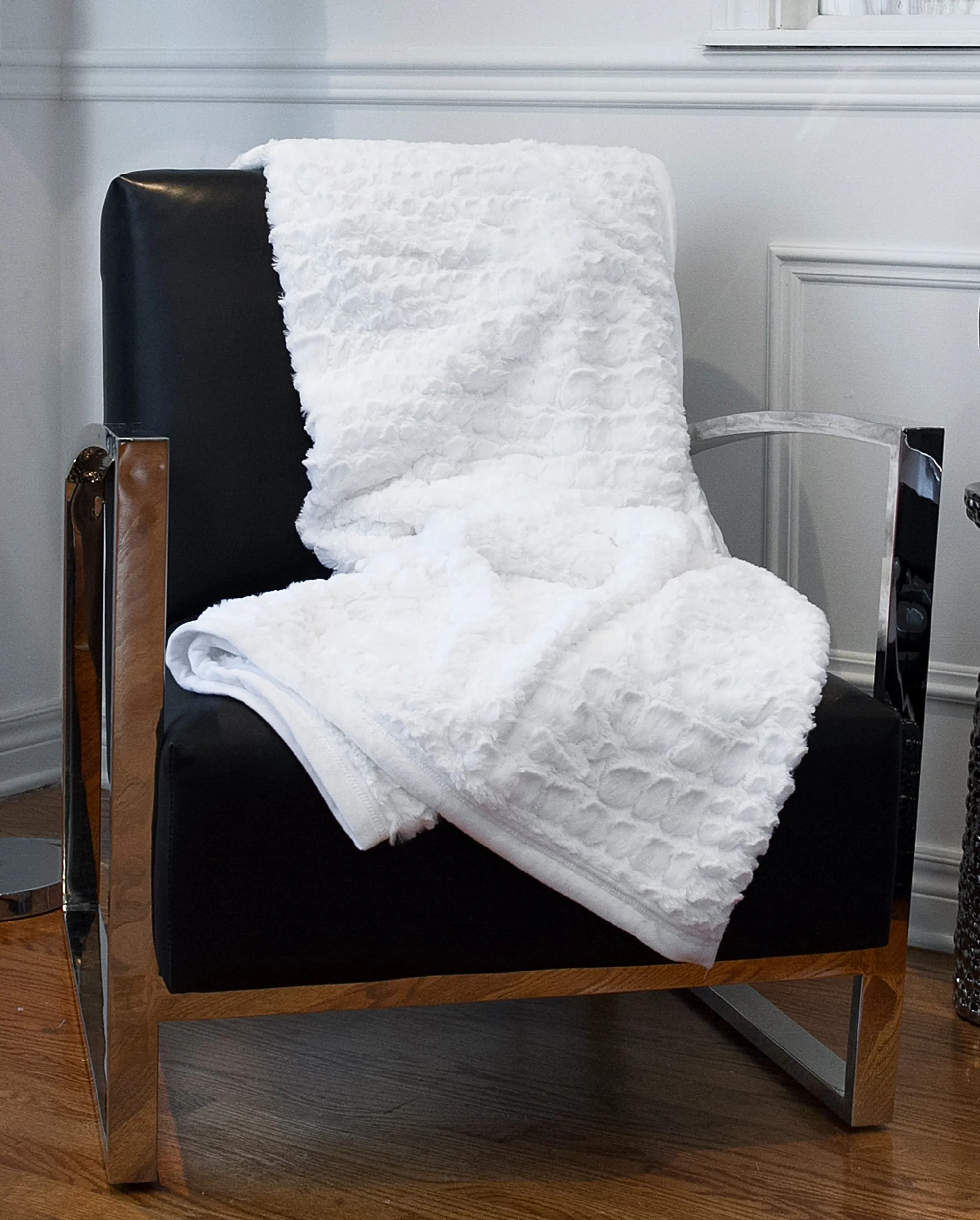 Luxe Home Decor Classic Faux Fur Throw-1-Piece