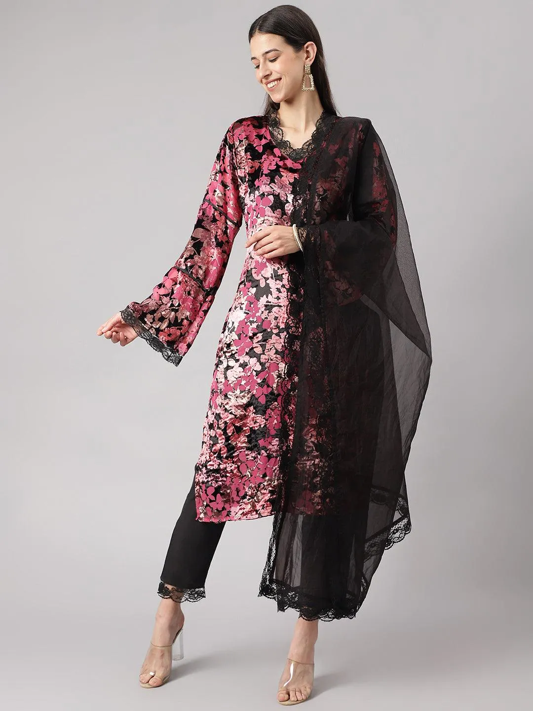 Pink Burn Out Velvet Kurta Haram Pant With Organza Dupatta